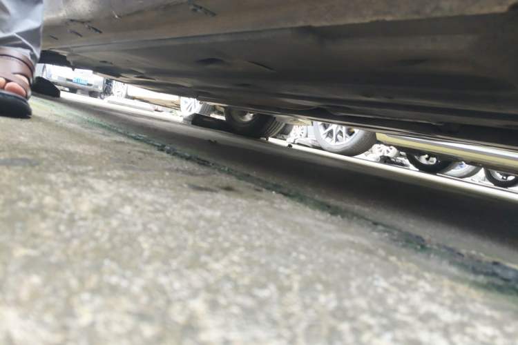 Used Kia K4 2014 1.8L Automatic GLS Chassis Front Right