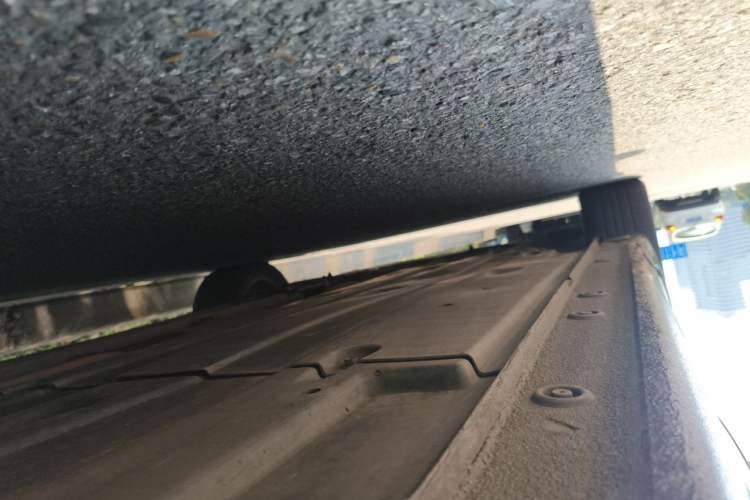Used Kia K4 2014 1.8L Automatic GLS Chassis Rear Left