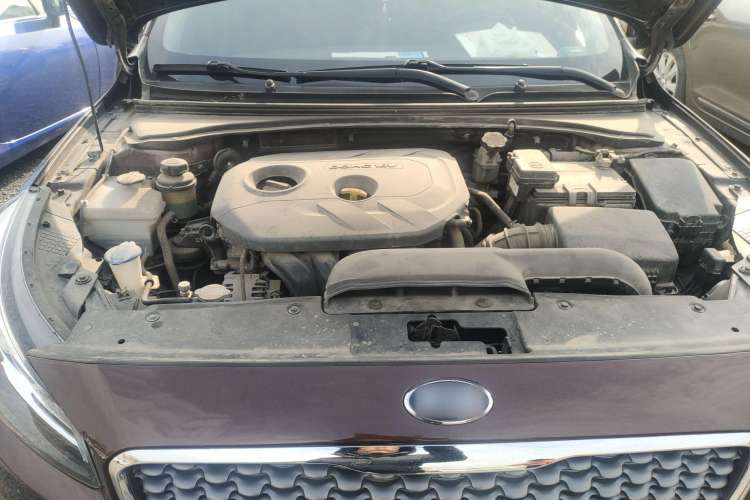 Used Kia K4 2014 1.8L Manual GL Engine Bay