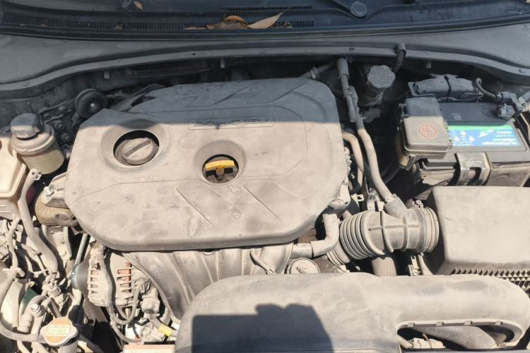 Used Kia K4 2014 1.8L Automatic GLS Engine Bay