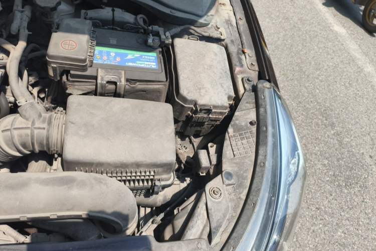 Used Kia K4 2014 1.8L Automatic GLS Engine Bay Left