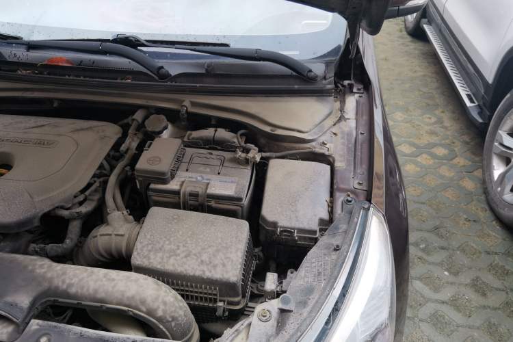 Used Kia K4 2014 1.8L Automatic GLS Engine Bay Left