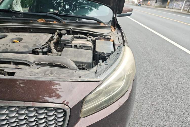 Used Kia K4 2014 1.8L Automatic GLS Engine Bay Left