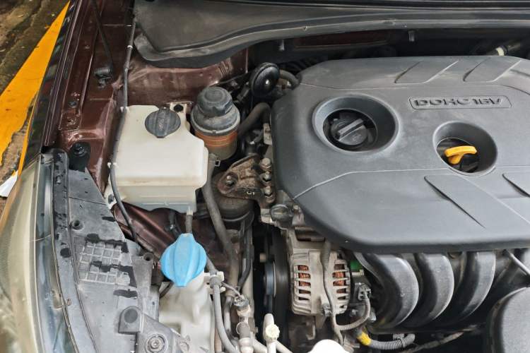 Used Kia K4 2014 1.8L Automatic GLS Engine Bay Right