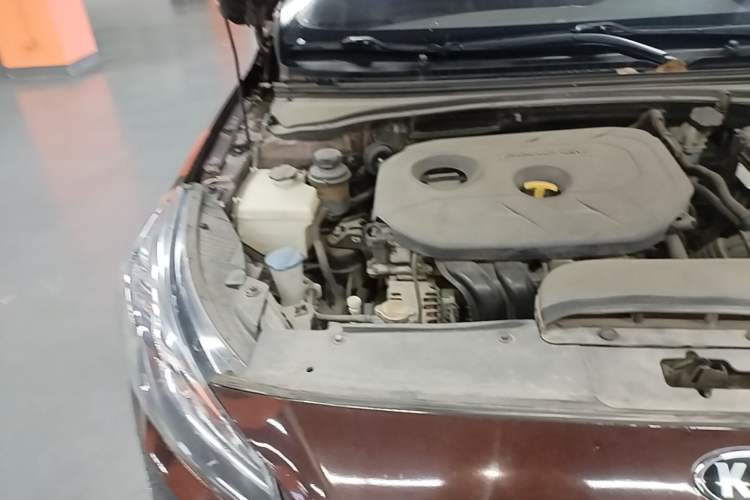Used Kia K4 2014 1.8L Automatic DLX Engine Bay Right