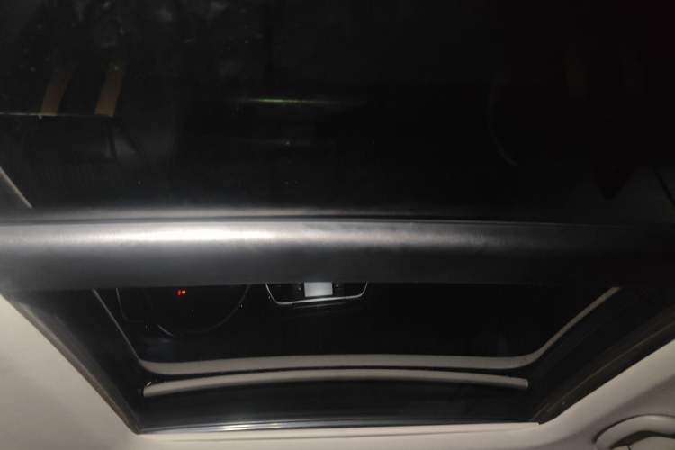 Used Kia K4 2014 1.6T Automatic Turbo Headliner