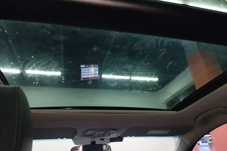 Used Kia K4 2014 1.8L Automatic DLX Headliner