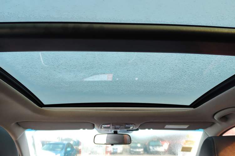 Used Kia K4 2014 1.8L Automatic DLX Headliner