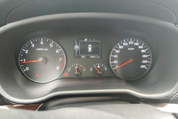 Used Kia K4 2014 1.8L Automatic GLS Instrument Cluster
