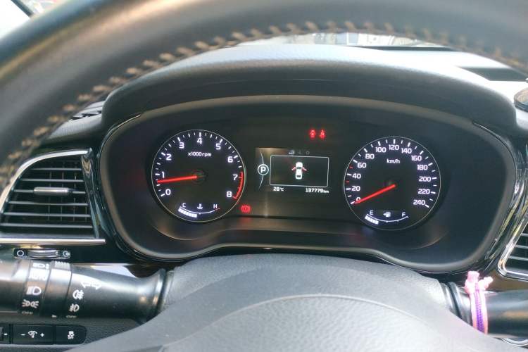 Used Kia K4 2014 1.8L Automatic DLX Instrument Cluster
