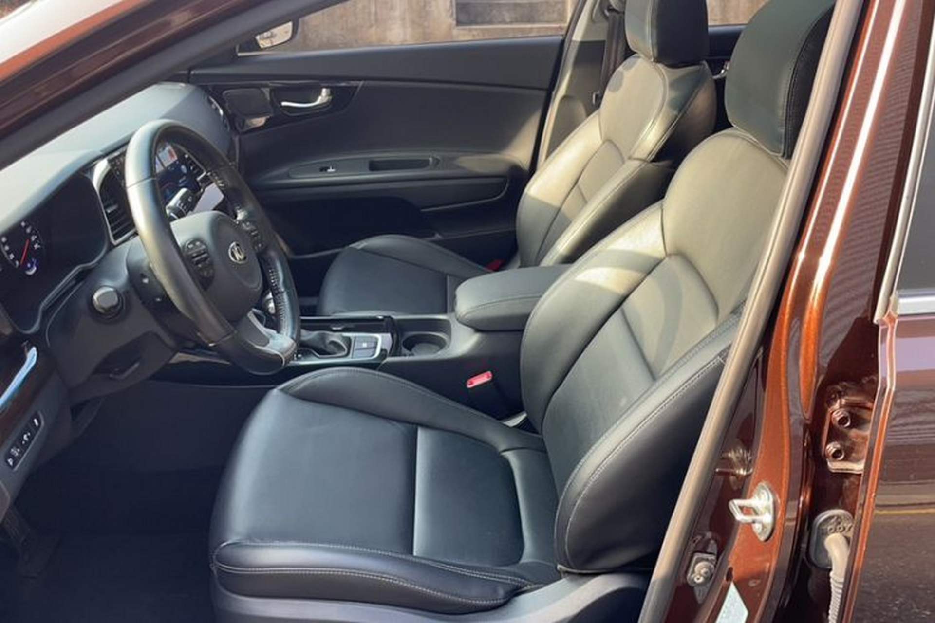 Used Kia K4 2014 1.8L Automatic DLX Interior 2