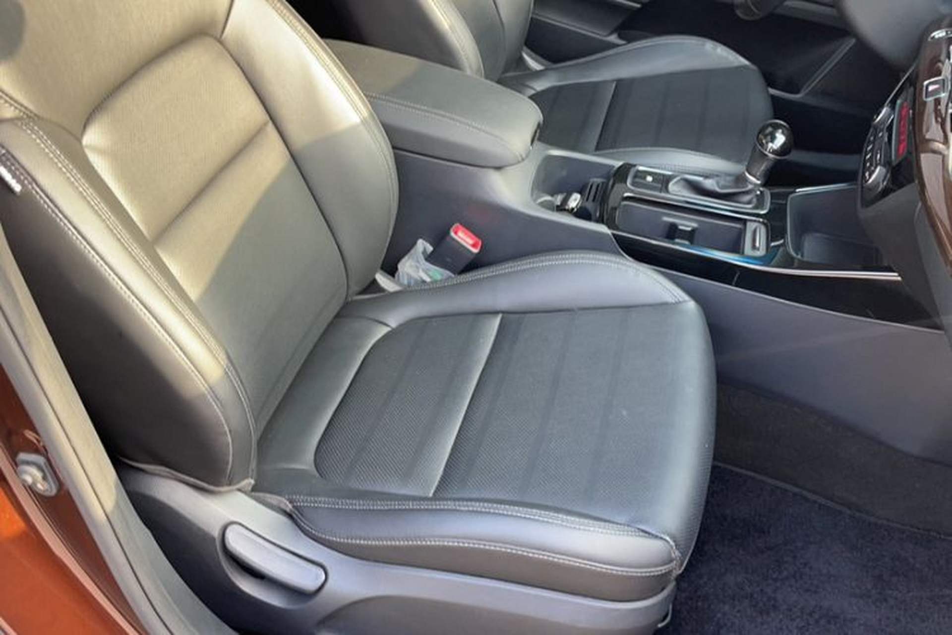 Used Kia K4 2014 1.8L Automatic DLX Interior 4