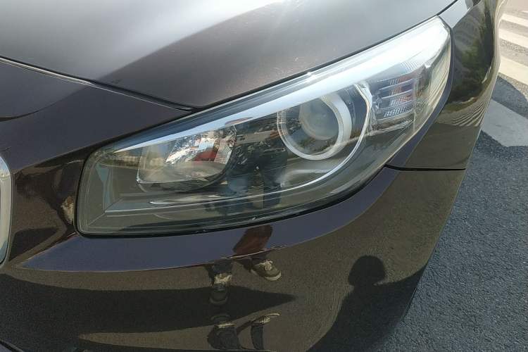 Used Kia K4 2014 1.8L Automatic DLX Left Front Headlight