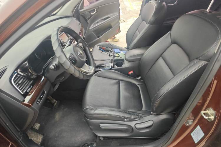 Used Kia K4 2014 1.8L Automatic GLS Left Front Seat