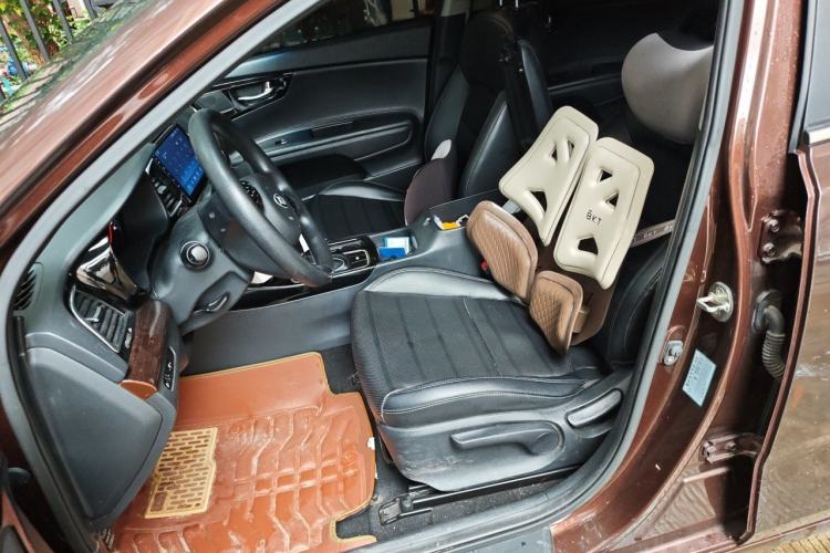 Used Kia K4 2014 1.8L Automatic GLS Left Front Seat