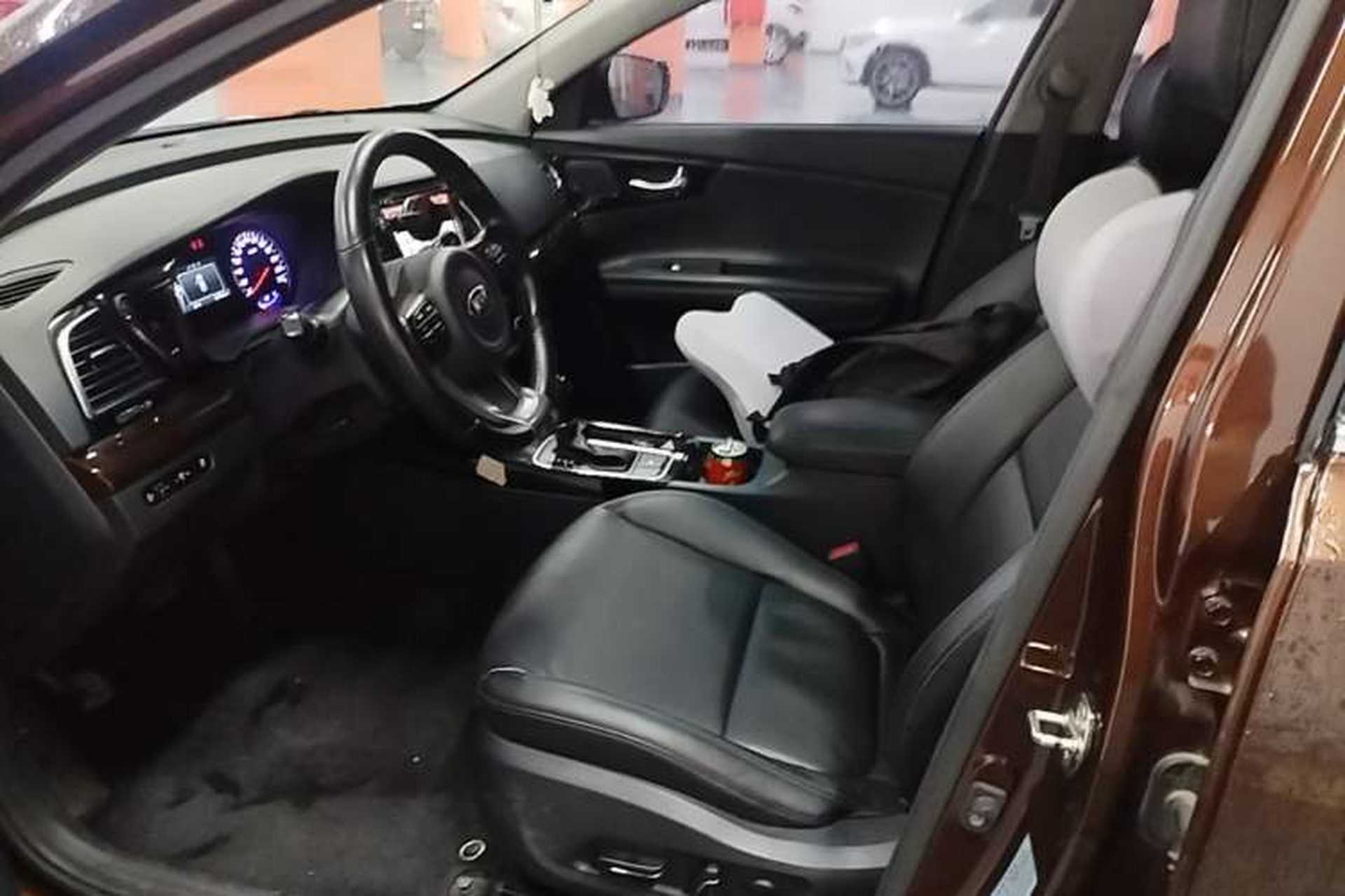 Used Kia K4 2014 1.8L Automatic DLX Left Front Seat