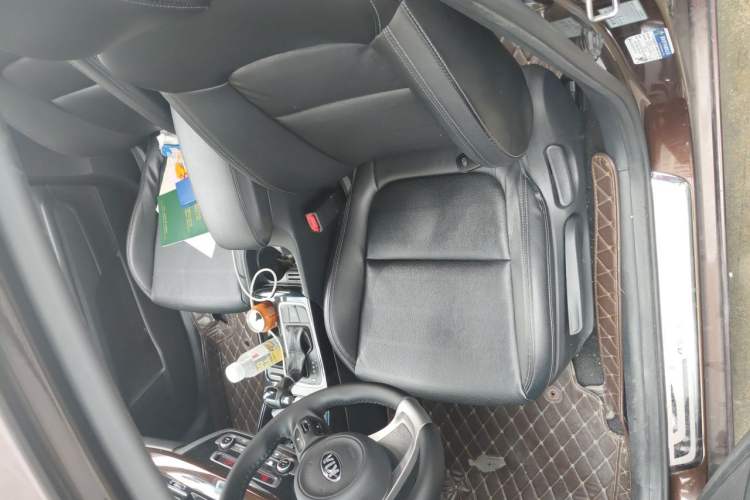 Used Kia K4 2014 1.8L Automatic GLS Left Front Seat
