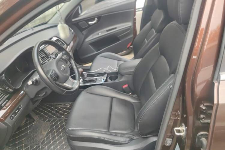 Used Kia K4 2014 1.8L Automatic DLX Left Front Seat