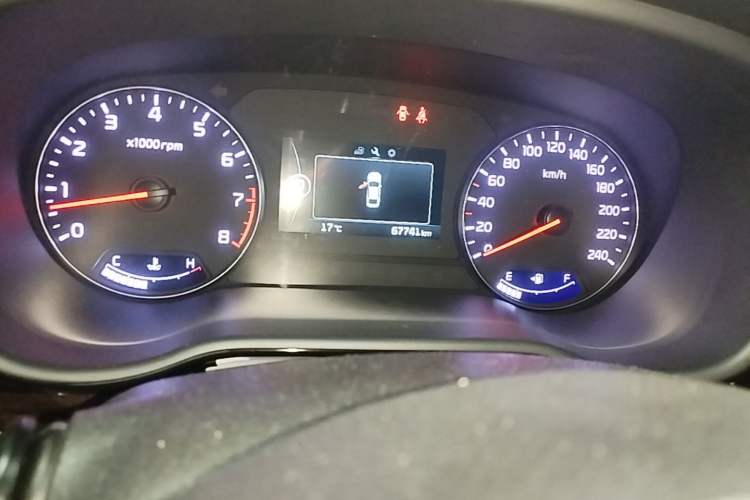 Used Kia K4 2014 1.8L Automatic DLX Odometer Close Up