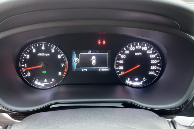 Used Kia K4 2014 1.8L Automatic DLX Odometer Close Up