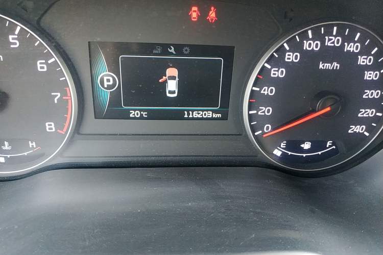 Used Kia K4 2014 1.8L Automatic DLX Odometer Close Up