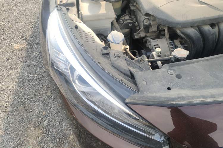 Used Kia K4 2014 1.8L Manual GL Right Front Headlight