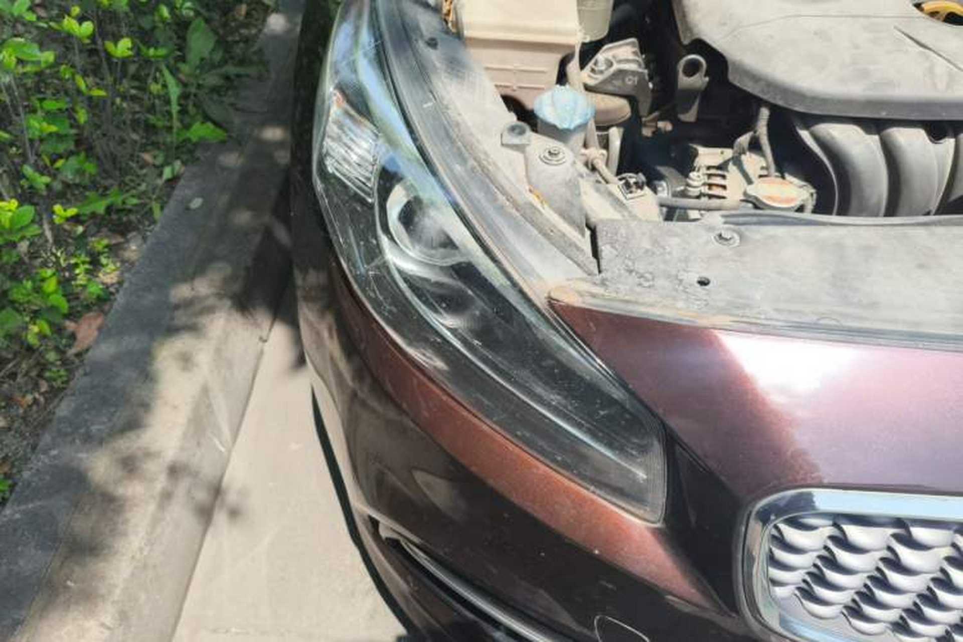 Used Kia K4 2014 1.8L Automatic GLS Right Front Headlight