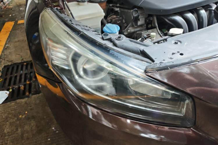 Used Kia K4 2014 1.8L Automatic GLS Right Front Headlight