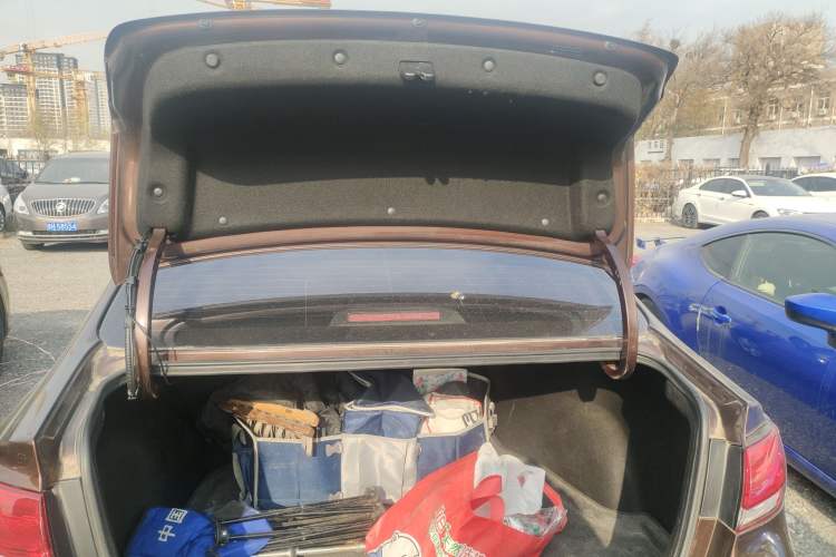 Used Kia K4 2014 1.8L Manual GL Trunk