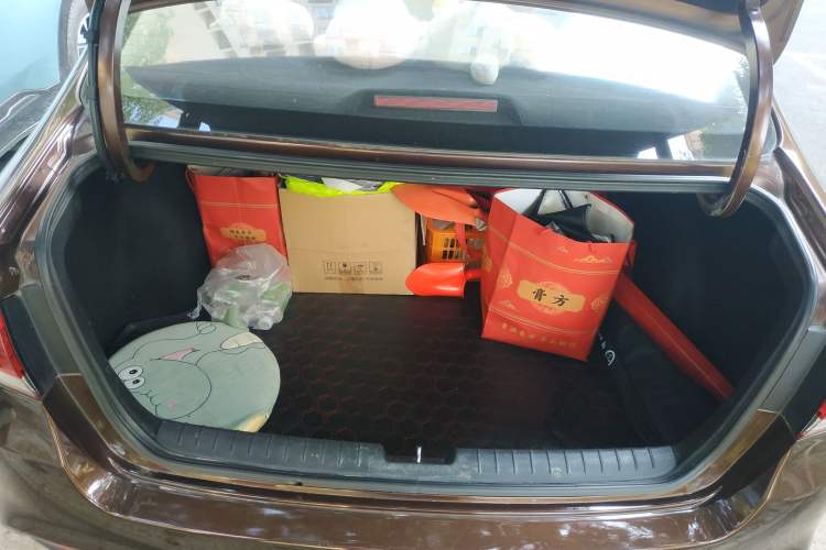 Used Kia K4 2014 1.8L Automatic DLX Trunk