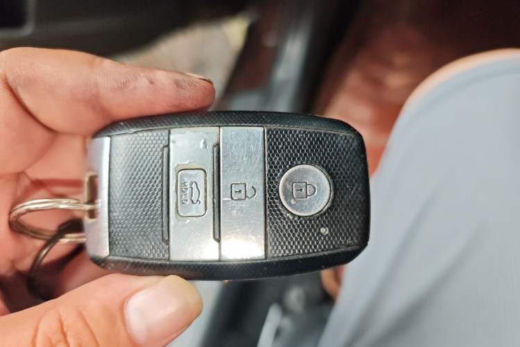 Used Kia K4 2014 1.8L Automatic GLS Vehicle Key