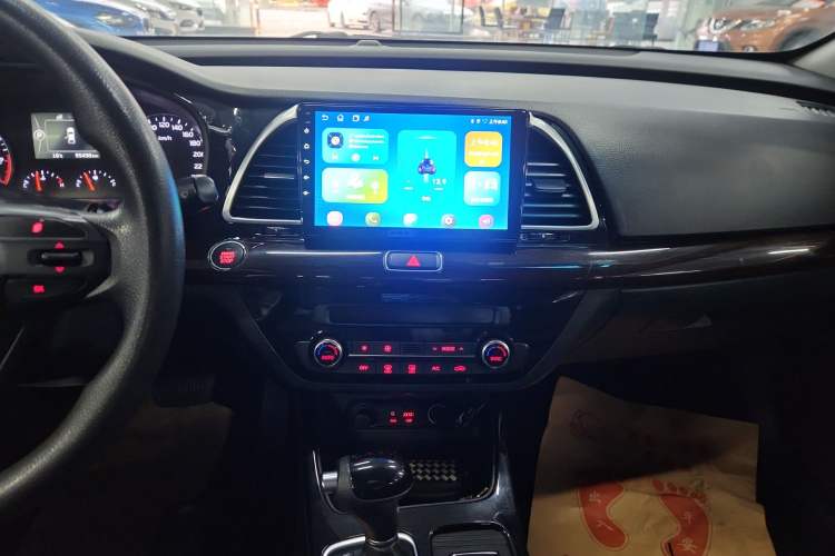 Used Kia K4 2014 1.8L Automatic GLS Audio And AC Panel