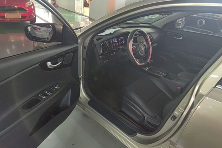 Used Kia K4 2014 1.8L Automatic GLS Driver Seat