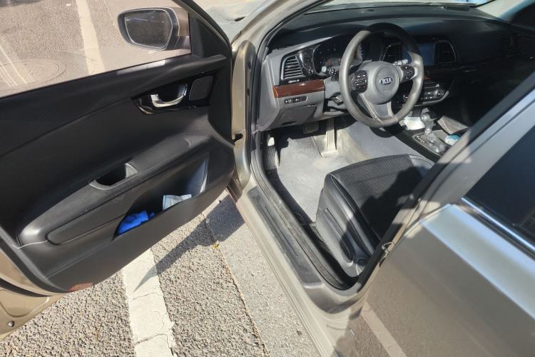 Used Kia K4 2014 1.8L Automatic GLS Driver Seat