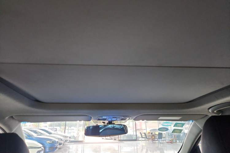 Used Kia K4 2014 1.8L Automatic GLS Headliner