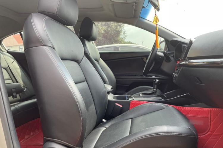 Used Kia K4 2014 1.8L Automatic GLS Interior 6