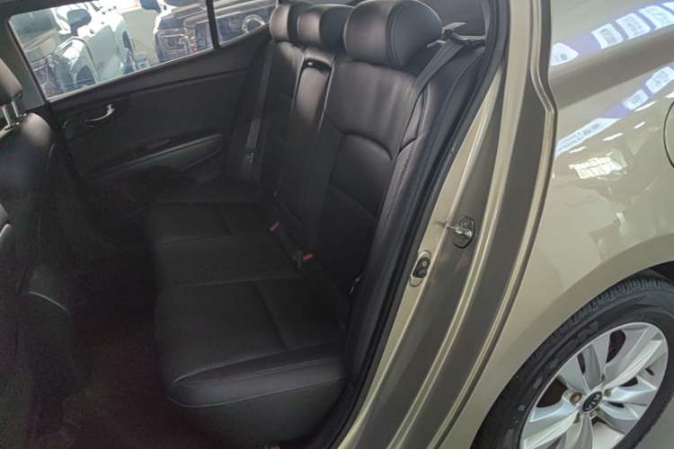 Used Kia K4 2014 1.8L Automatic GLS Left Rear Seat
