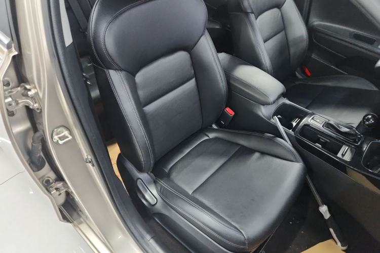 Used Kia K4 2014 1.8L Automatic GLS Right Front Seat