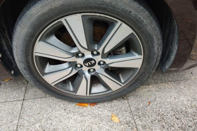 Used Kia K4 2014 1.6T Automatic Turbo Right Front Wheel Hub