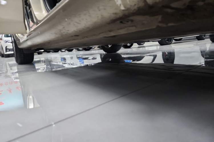 Used Kia K4 2014 1.8L Automatic GLS Right Side Sill