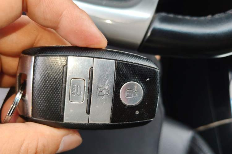 Used Kia K4 2014 1.6T Automatic Turbo Vehicle Key