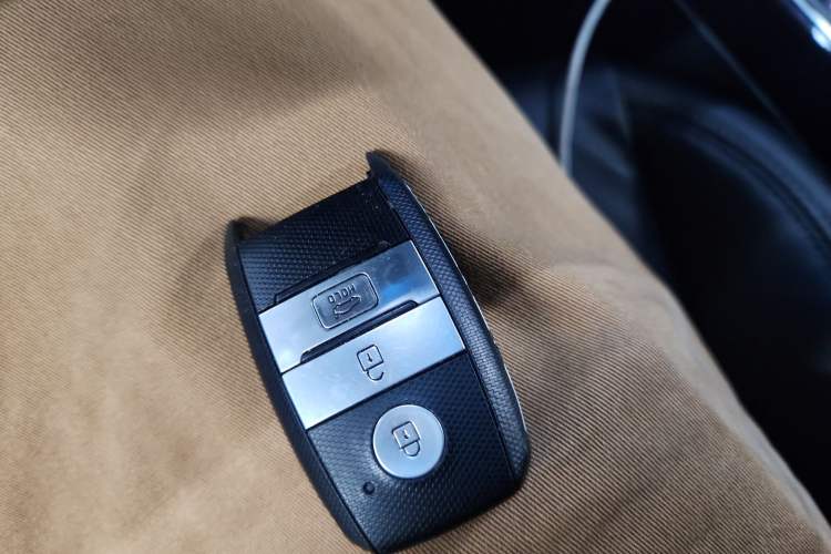 Used Kia K4 2014 1.8L Automatic GLS Vehicle Key
