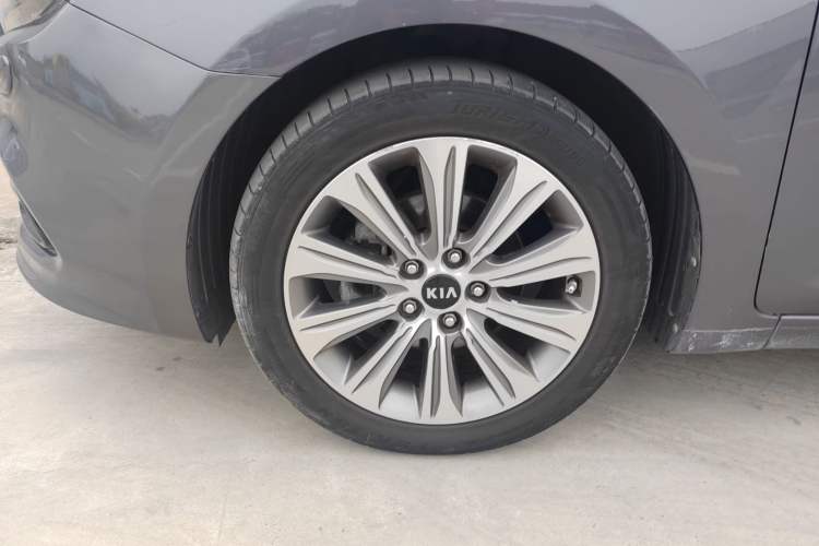 Used Kia K4 2014 1.8L Automatic LUX Exterior 7
