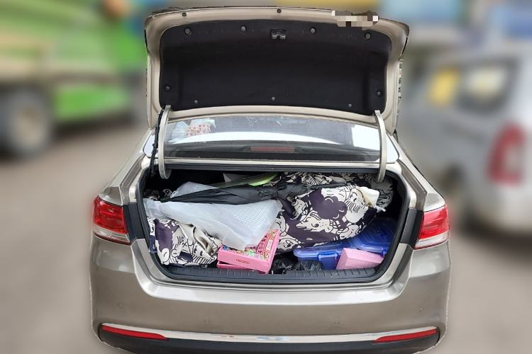 Used Kia K4 2014 1.8L Automatic GLS Trunk