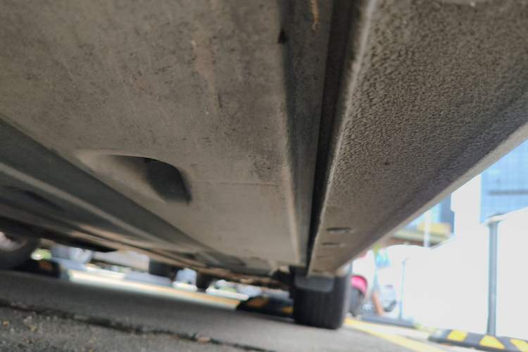Used Kia K4 2014 1.8L Automatic GLS Chassis Front Left