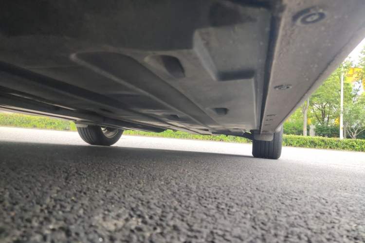 Used Kia K4 2014 1.8L Automatic DLX Chassis Front Left