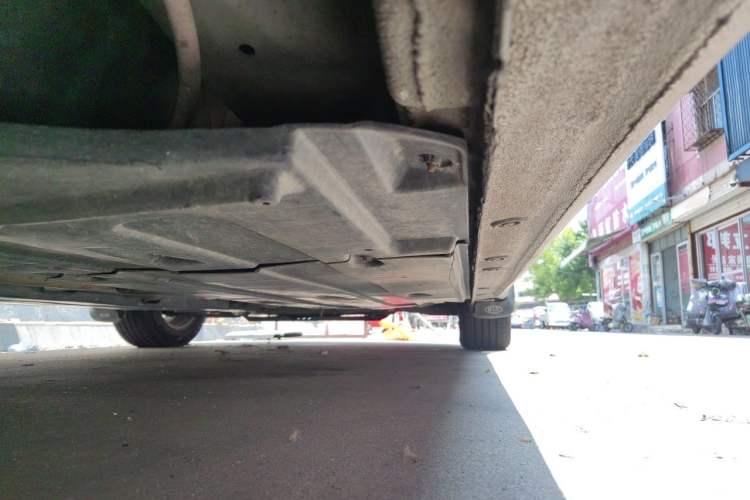 Used Kia K4 2014 1.8L Automatic GL Chassis Rear Right