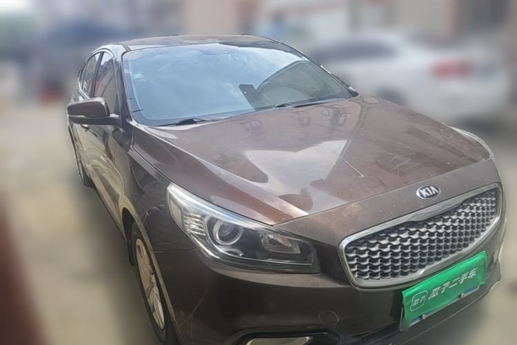 Used Kia K4 2014 1.8L Manual GL Front Right 45 Deg