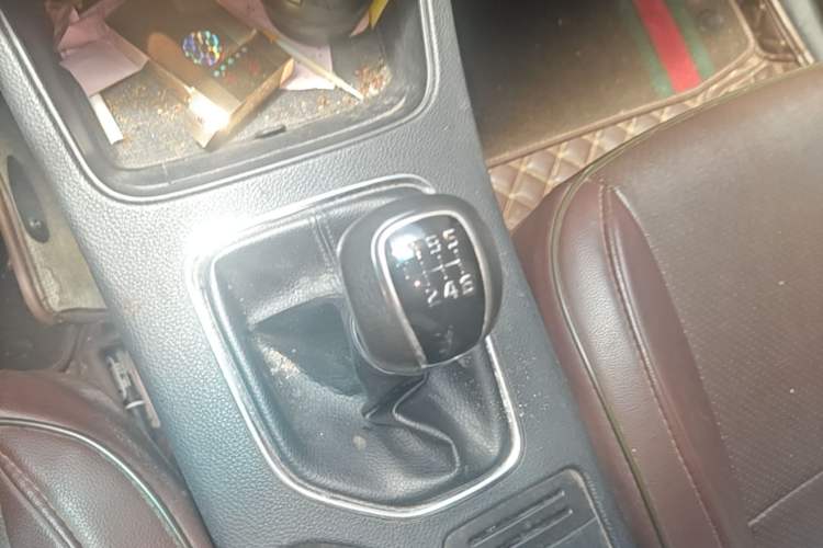 Used Kia K4 2014 1.8L Manual GL Gear Lever