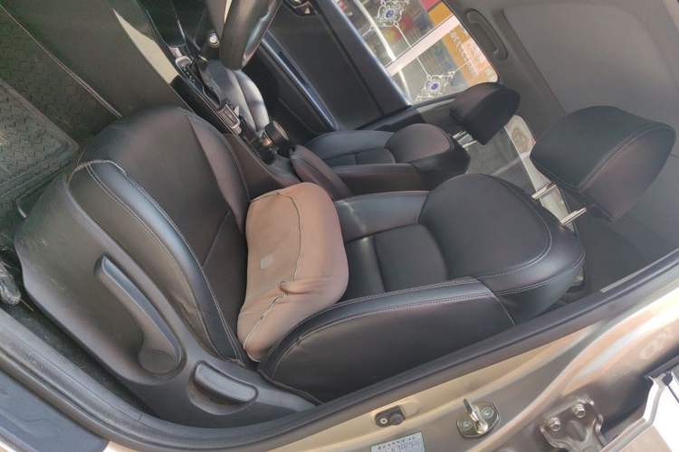 Used Kia K4 2014 1.8L Automatic GL Left Front Seat